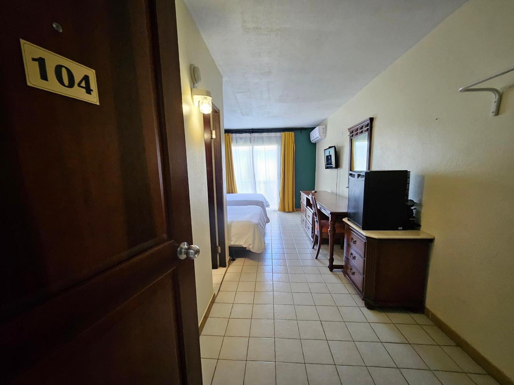 Selva Boutique Hotel - Luquillo Oceanfront Retreat - Adults Only Exterior photo