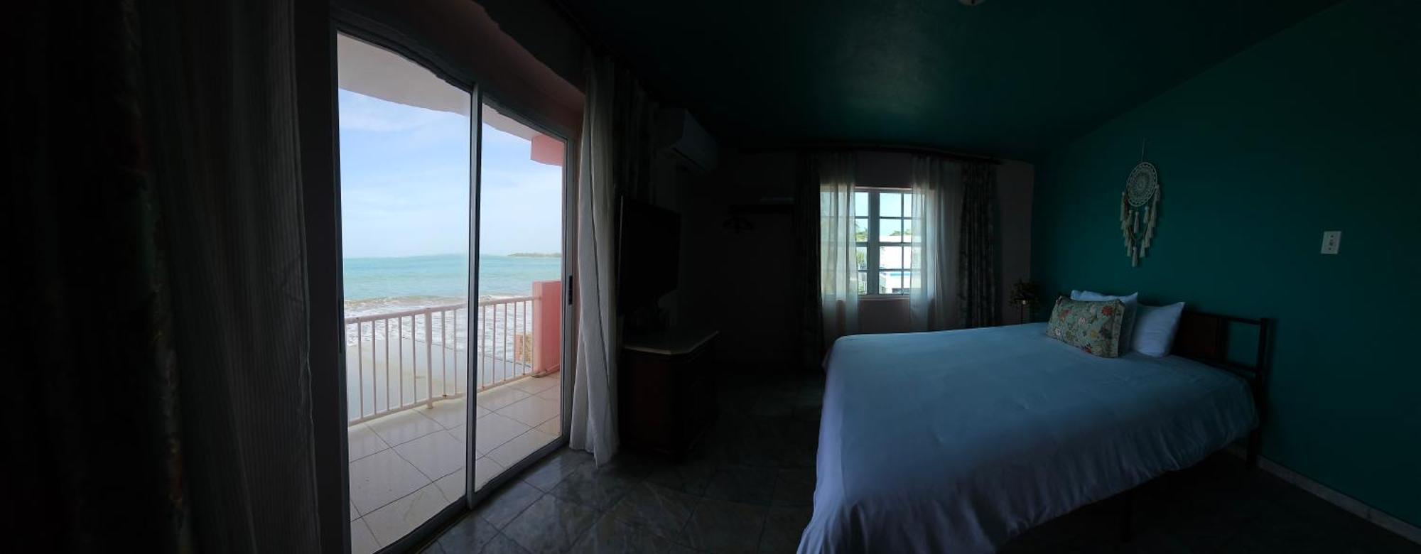 Selva Boutique Hotel - Luquillo Oceanfront Retreat - Adults Only Exterior photo